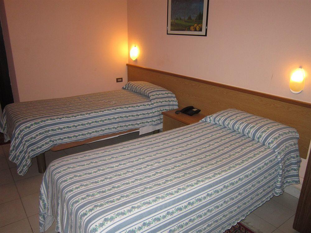 Hotel Europa Sesto San Giovanni Εξωτερικό φωτογραφία